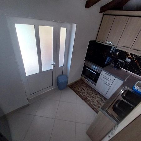 Guest House Ilir Берат Экстерьер фото