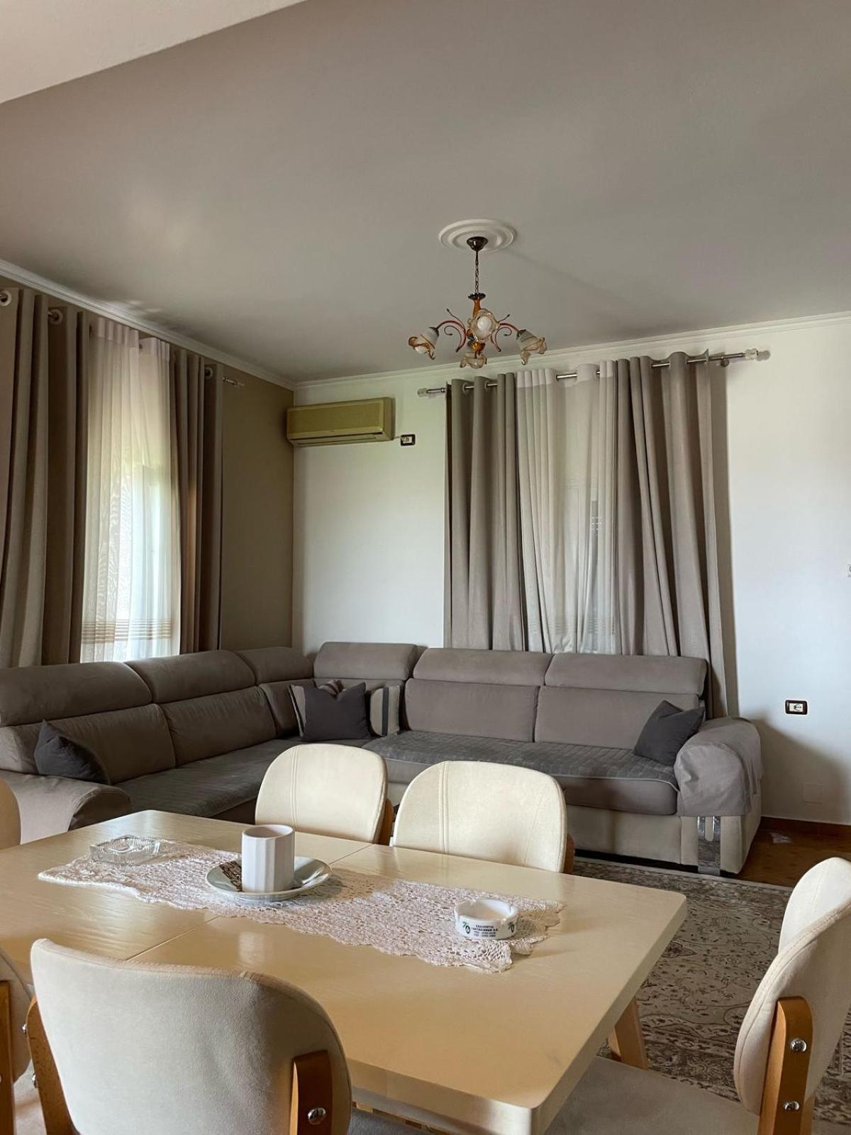 Guest House Ilir Берат Экстерьер фото