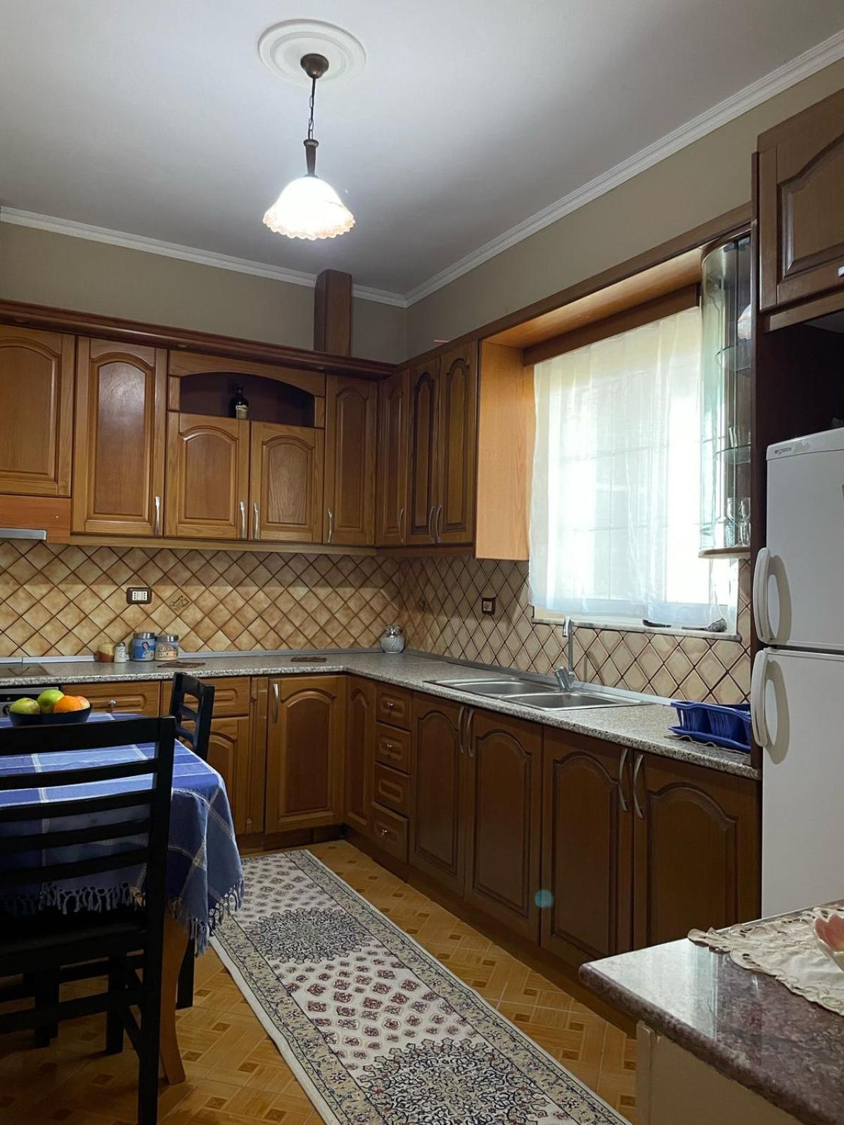 Guest House Ilir Берат Экстерьер фото