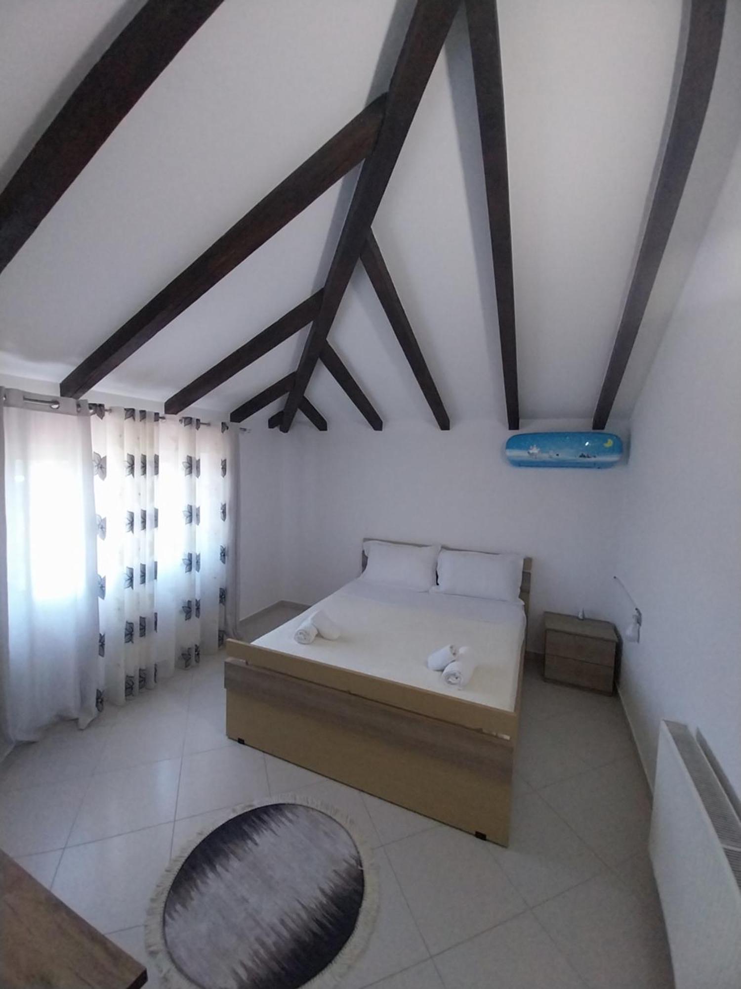 Guest House Ilir Берат Экстерьер фото